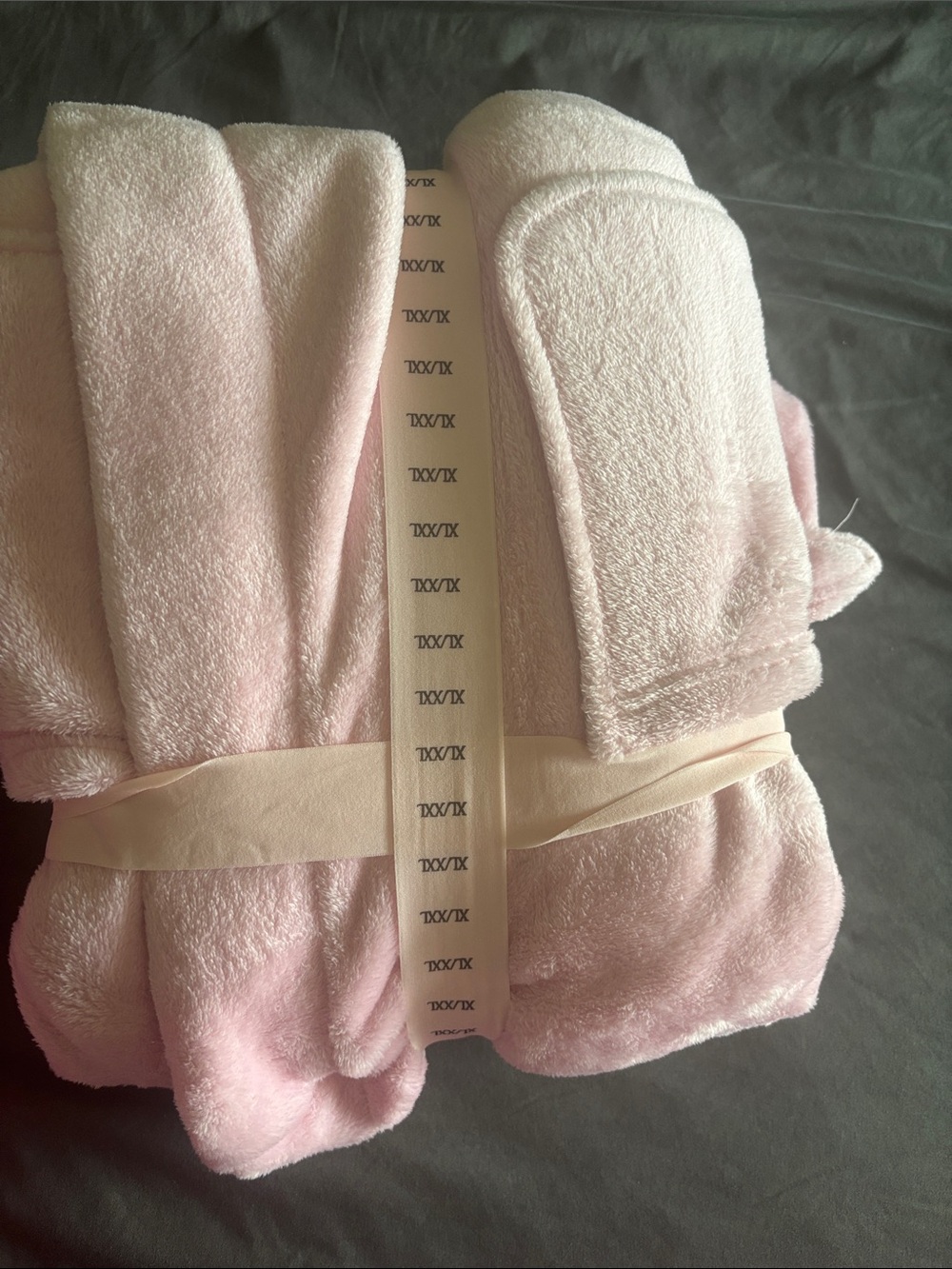 Victoria's Secret Light Pink Plush Hooded Robe - Picture 3 of 4